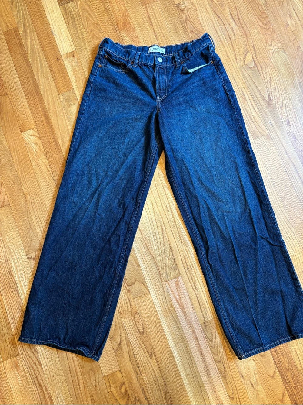 Abercrombie & Fitch Low Rise Ultra Loose jeans sz 29 long